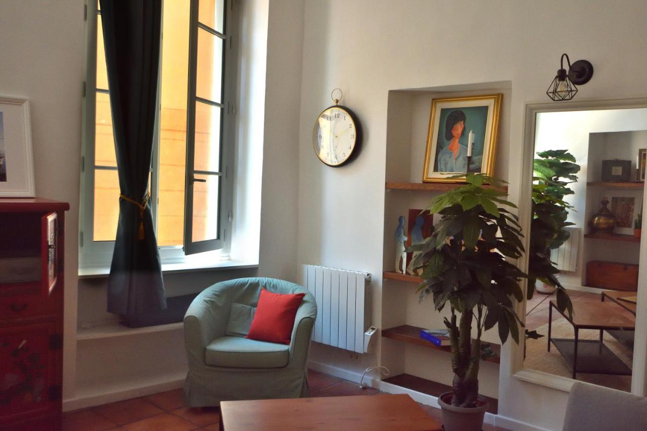 Apartment 33 On The Old Historic Senate Square Ницца Экстерьер фото